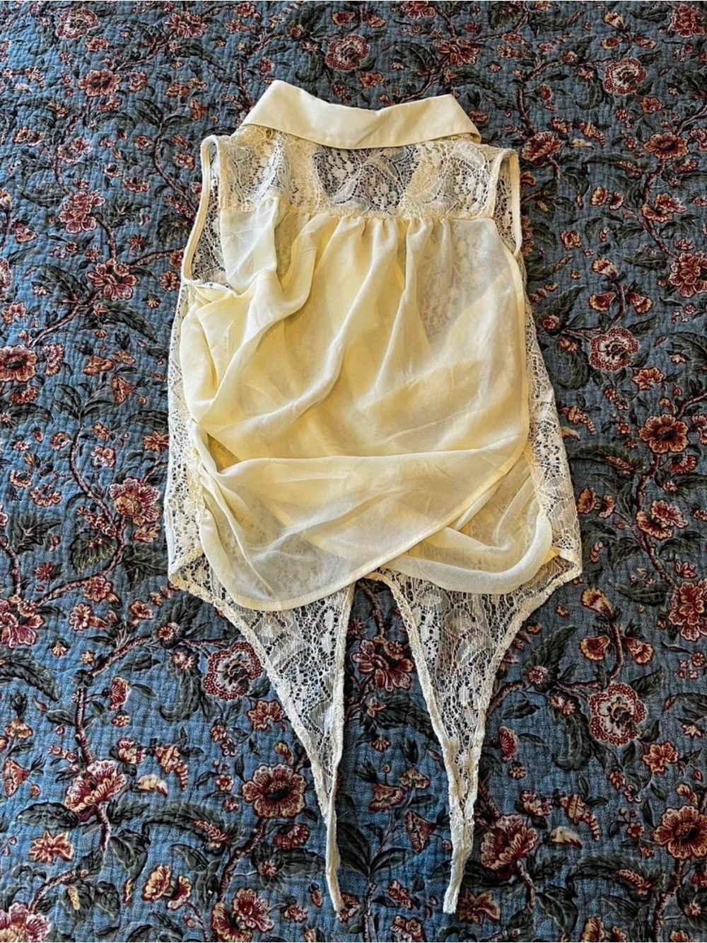Mine Yellow Lace Blouse Cropped
Shear See Through w/ Tie Front Detail Cross Back - Picture 4 of 6